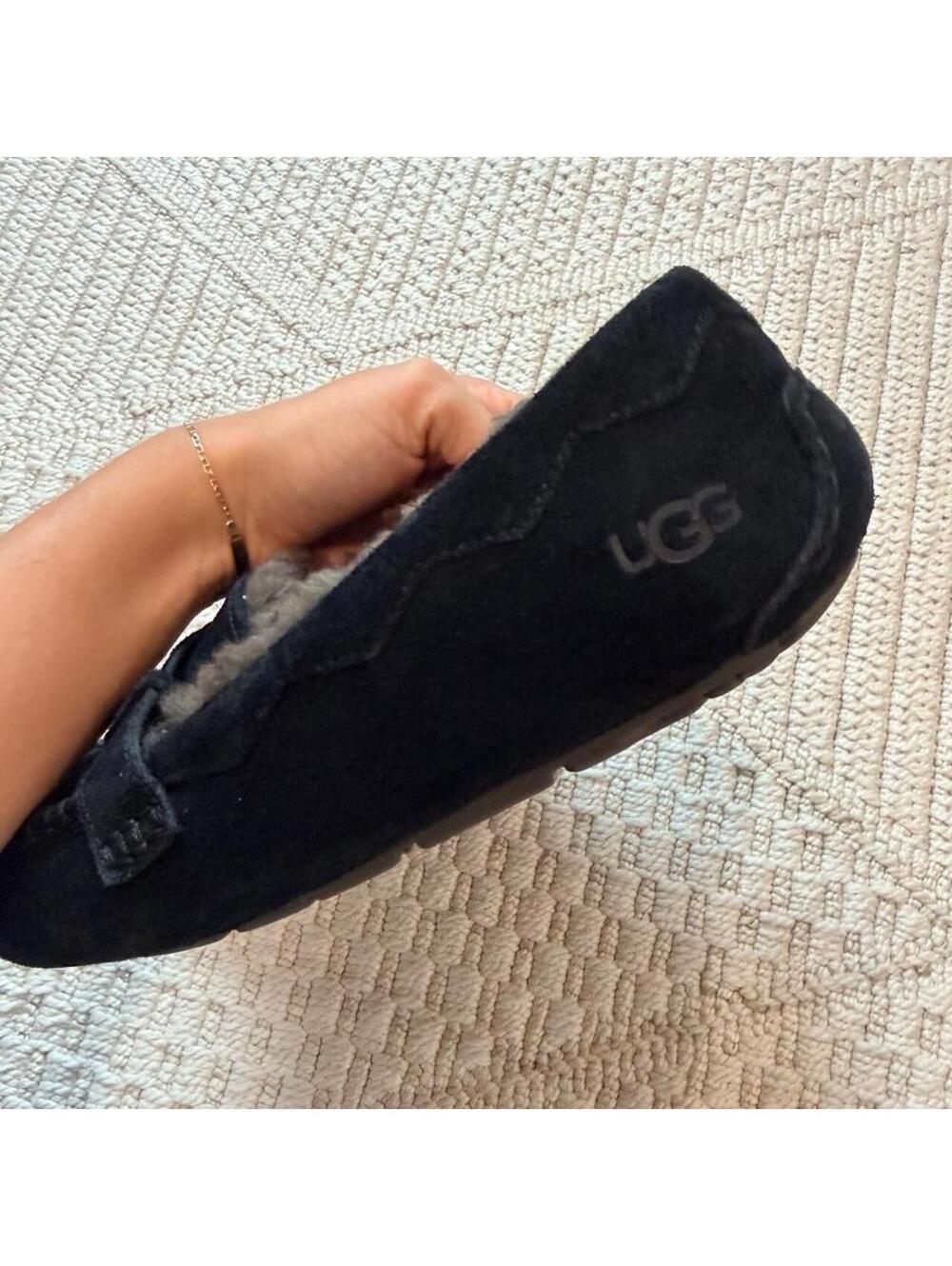 UGG Willow Moc Toe Loafers - Picture 5 of 8